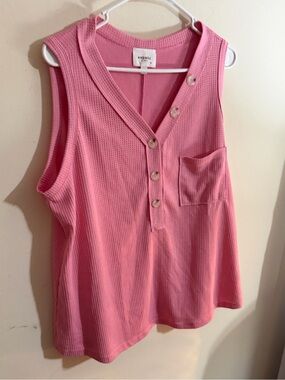 NWOT ANDREE BY UNIT Size 1x Pink Waffle Knit Henley Tank with Pocket
